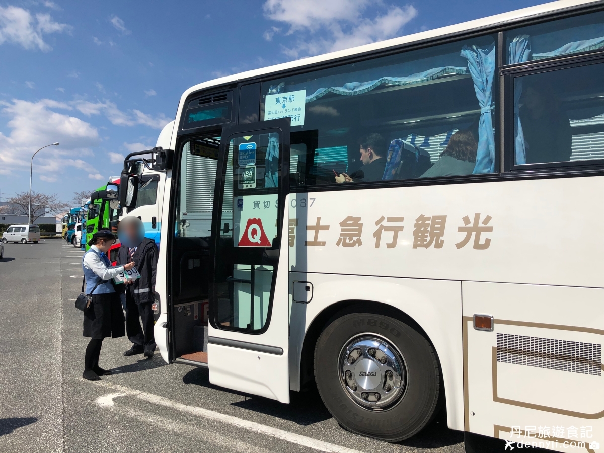 搭乘WILLER巴士東京車站前往河口湖
