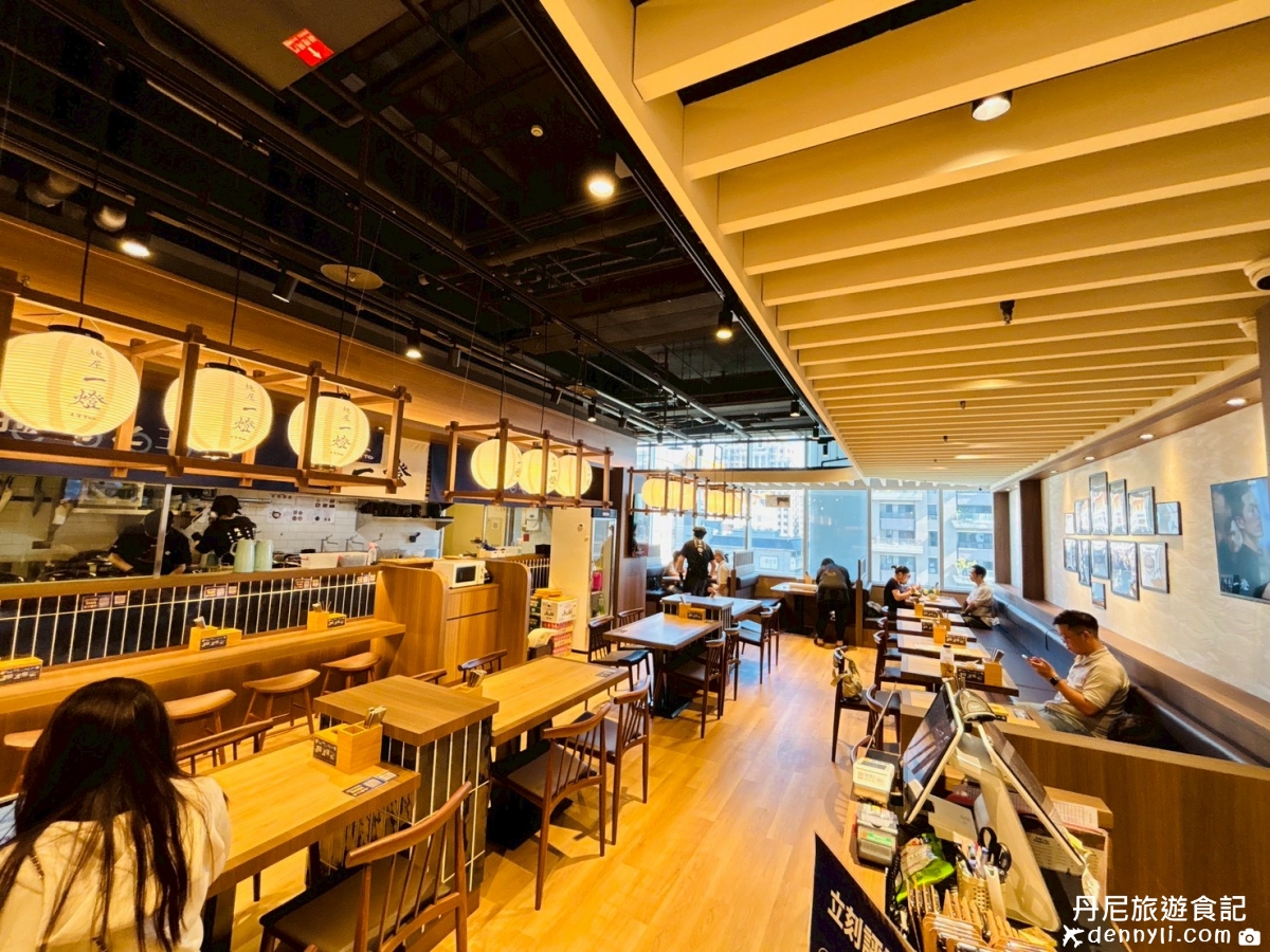 台中南屯麵屋一燈台中文心秀泰店6樓